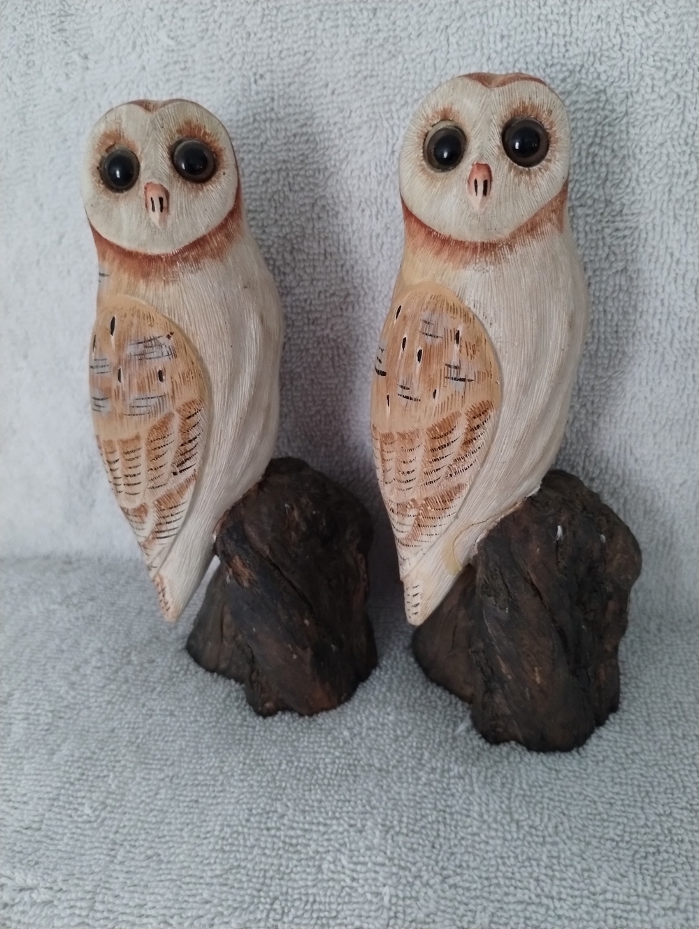 1985 Vintage Handcrafted Carved Wood Barn Owl Set
